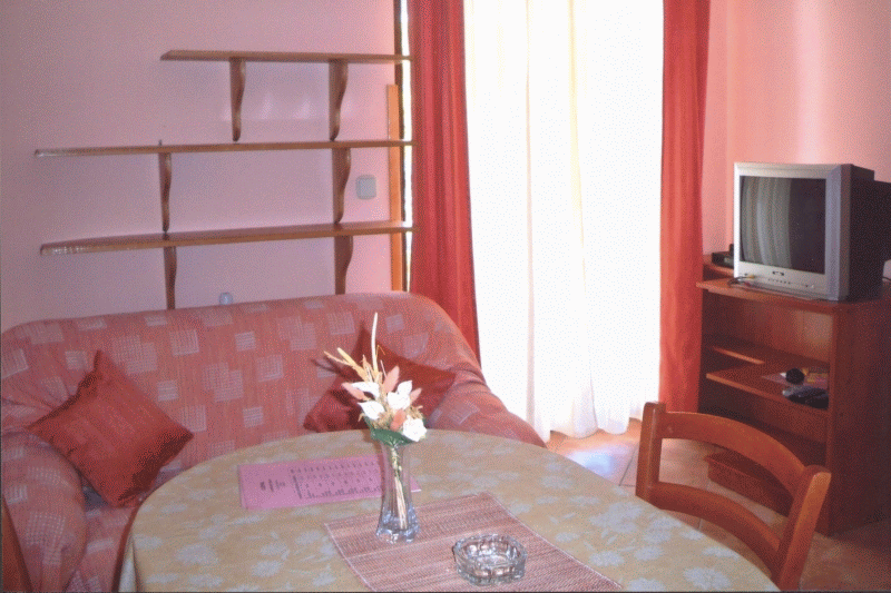 Click to enlarge Apartman7/Ap7.gif